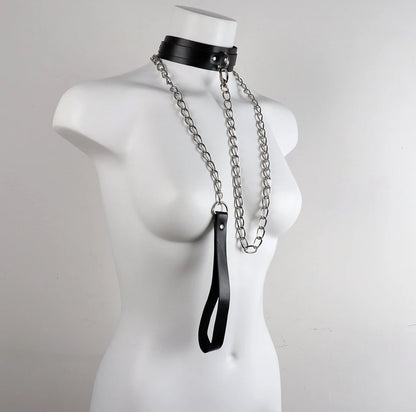 Collier et chaine de bondage laisse